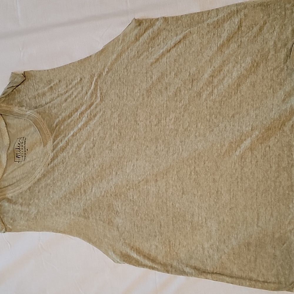 Bundle Rebellious One Tshirts Tank Tops Casual Collection Size Medium - Picture 5 of 9